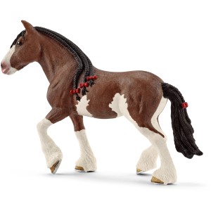 Detailgetreue Schleich Farm World Clydesdale Stute als Spielfigur.
