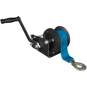 Treuil à sangle Güde GGHW 900/8 : Treuil manuel avec sangle bleue et crochet pour le transport.