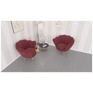 Vista della stanza con piastrelle decorative Casablanca Chess a scacchiera, combinate con poltrone e decorazioni.