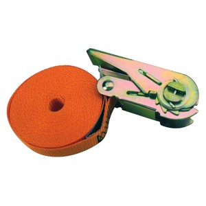 Sangle d'arrimage à cliquet Unitec, 5 m, orange, enroulée à côté du cliquet.