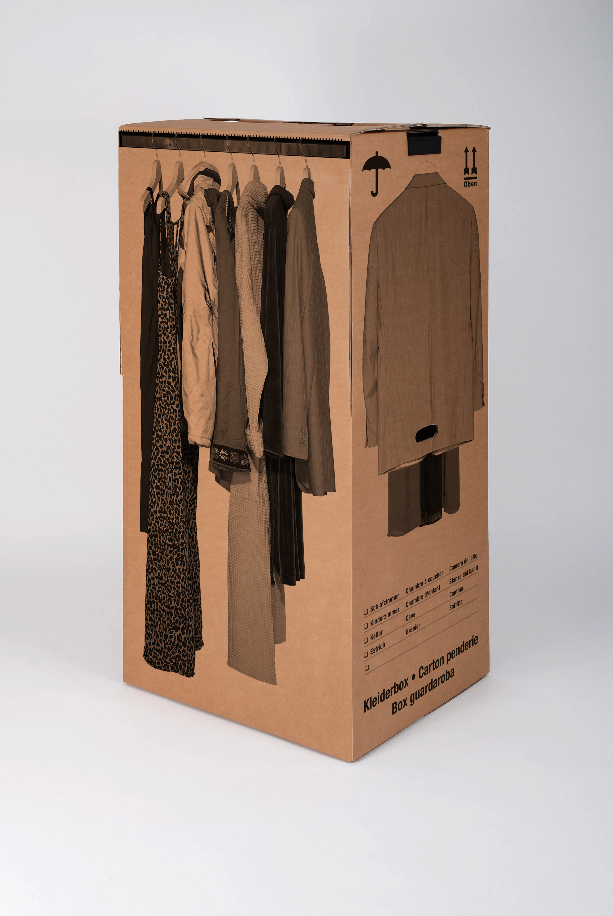 Carton penderie : transportez vos vêtements sans les froisser