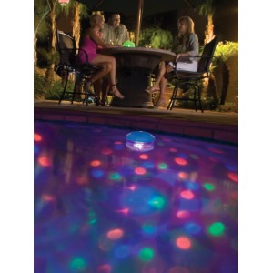 Summer Fun LED spectacle sous-marin dans piscine avec effets lumineux colorés, éclairage de piscine flexible.