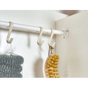 Weisse Hettich S-Haken aus Stahl, flach, an einer Stange. Ideal für Garderobe, Küche, Haushalt. Ohne Montage.