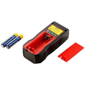 Metron 20 Laser-Entfernungsmesser mit Batterien und offenem Batteriefach.