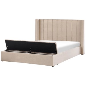 Beiges Samt Bett 180x200 cm mit Stauraumbank und gepolstertem Kopfteil.