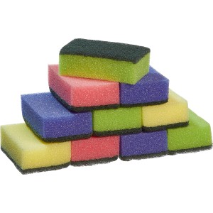Confezione da 10 spugne abrasive multicolore per la cucina.