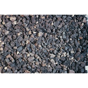 Gravillons gris des Ardennes (8-16 mm) en calcaire, idéal pour allées et surfaces décoratives.