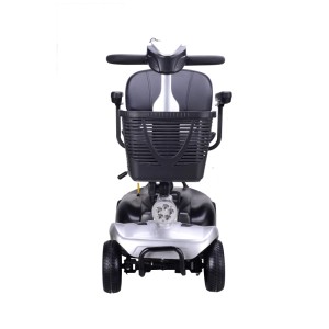 Scooter électrique Easy argenté avec panier, vélo électrique pour seniors et personnes à mobilité réduite.