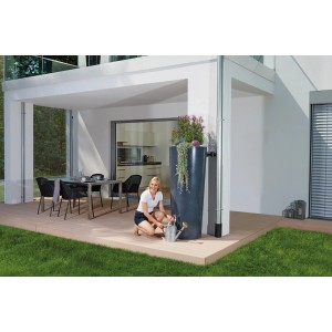 Contenitore acqua piovana Garantia Stone 2in1 350 l Lava con donna e annaffiatoio.