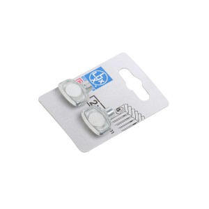 Deux clés de purge radiateur LUX Comfort en alliage de zinc sur une carte.