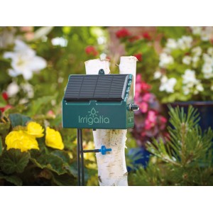 Système d'arrosage solaire pour serre Juliana Irrigatia, automatique et dépendant des conditions météorologiques.