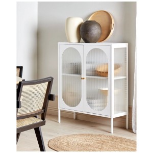 Vitrine blanche Beliani Sarre en acier avec portes en verre, 111x90x35 cm. Vitrine moderne pour salon.