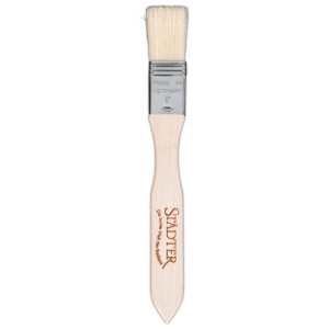 Backpinsel aus Naturmaterialien mit Holzgriff, Borsten 2,5 cm breit. Küchenhelfer für Glasuren.