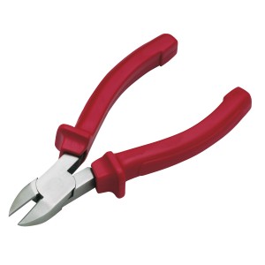 Pince coupante de côté 160 mm avec poignées rouges, idéale pour couper les fils.