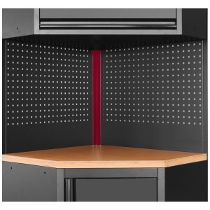Connettore rosso Kraftwerk Mobilio per pareti portautensili nere in un sistema di armadi da officina ad angolo.