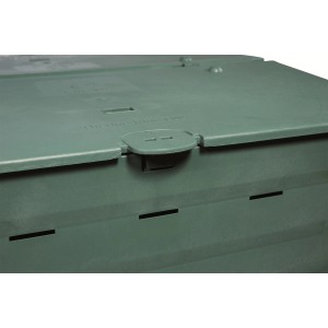 Dettaglio: Compostiera Garantia Thermo-King 600 l verde con coperchio e fessure di ventilazione.