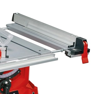 Dettaglio della sega circolare da banco Einhell TC-TS 2225 U con guida parallela.