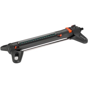 Arroseur oscillant Gardena Aqua Zoom M pour surfaces jusqu'à 250 m², pour un arrosage précis.