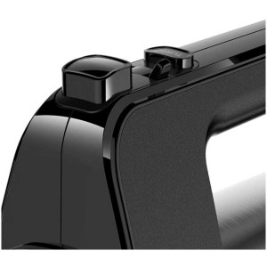 Detailaufnahme: Schwarzer Koenig Handmixer Basic Line mit Turbo-Taste und Auswurfknopf.