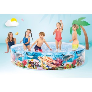 Piscina Intex Snapset Coral Reef con bambini che giocano, design oceano, piscina per divertimento in famiglia in giardino.