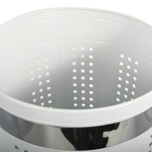 Dettaglio: Cesto portabiancheria MSV bianco in acciaio inox con fori e finiture argentate.