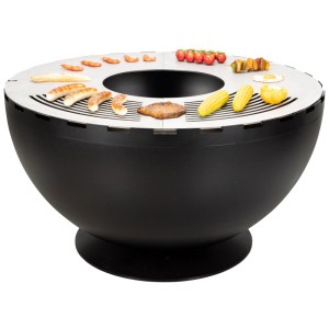 Brasero Nouvel, foyer rond en acier noir (Ø 100 cm), avec des aliments grillés dessus.