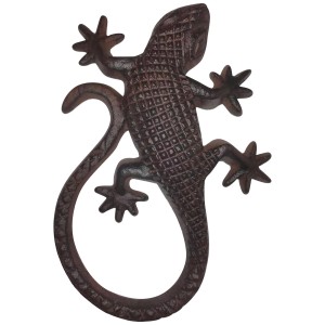Dekorative Eidechse aus Metall für den Garten. Gartendeko in Rostoptik.