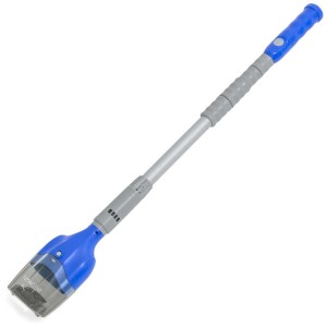 Aspiratore per piscina a batteria Bestway Flowclear AquaTech con asta telescopica per la pulizia della piscina.