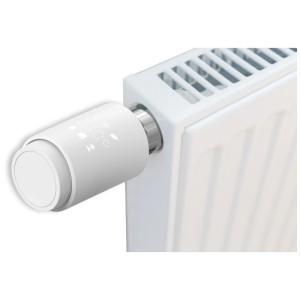 Thermostat de radiateur intelligent Olympia HT-02Y blanc avec écran numérique sur radiateur. Contrôle app/vocal pour chauffage.