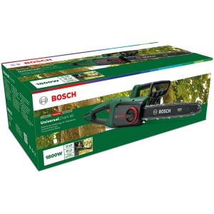 Emballage de la tronçonneuse électrique Bosch UniversalChain 40 d'une puissance de 1800 watts.