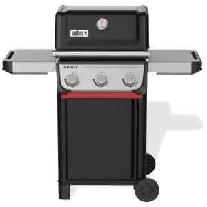 Schwarzer Weber Gasgrill Spirit E-315 mit drei Brennern und abklappbaren Seitentischen.