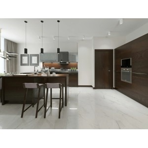Piastrella da pavimento in gres porcellanato lucido 60x120 cm effetto marmo in cucina moderna.