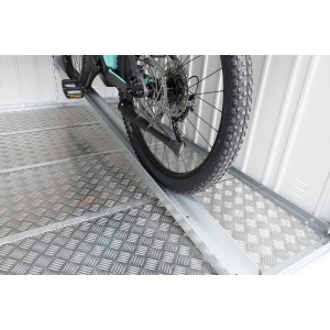Binario per bici Biohort in metallo argentato per mini garage con bicicletta. Binario estraibile per un facile ingresso e uscita.