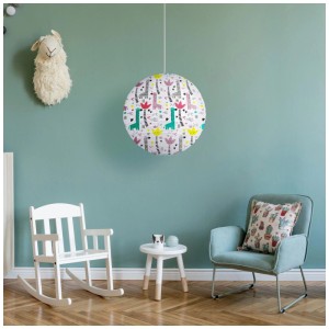Lampada a sospensione Näve Giraffes, carta, Ø 45cm nella cameretta dei bambini. Lampada da soffitto sferica con motivo a giraffa.