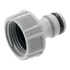 Raccord de robinet Gardena (G 3/4) en plastique gris pour raccorder les tuyaux d'arrosage.
