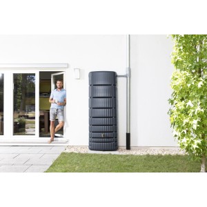 Serbatoio acqua piovana 4rain Slim 650 l grigio grafite con rubinetto su muro.