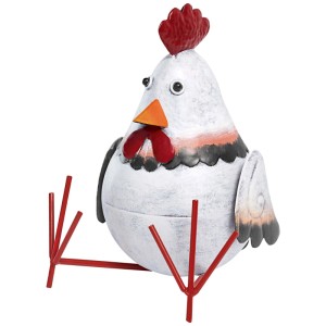 Bunte Deko-Figur Hahn, sitzend, 22,5 cm hoch, aus Stahlblech für die Gartendekoration.