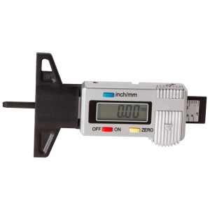 Misuratore digitale profondità battistrada Kraftwerk con display LCD per misurazioni precise in mm/pollici.