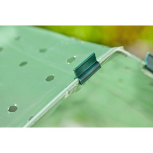 Windhager clip de fixation vert pour fixer les films et les voiles sur les arceaux de tunnel.