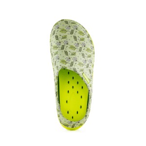 Sabot de jardin Blackfox Lily, vert clair avec motif de feuilles et de fleurs, taille 36, intérieur jaune.