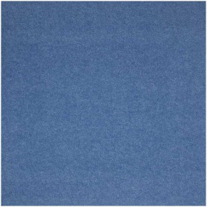 Moquette aiguilletée Malta bleu colombe vendue au mètre (largeur 4 m).