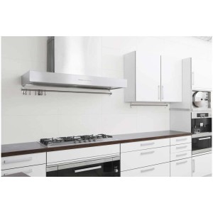 Cuisine lumineuse avec carrelage mural Denver blanc mat 30x60 cm. Élégance simple pour intérieurs.