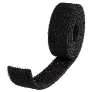 Sangles velcro noires (4 pièces) en polyamide, enroulées. Idéales pour voyage et transport.