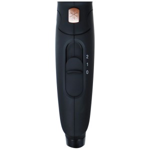 Gros plan : Sèche-cheveux de voyage Rotel noir avec boutons de température et d'air froid.