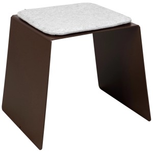 Sgabello Nouvel Cozy, metallo color ruggine con cuscino grigio, per giardino e terrazza.