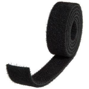 Rouleau de velcro noir pour fixer des objets dans le jardin ou la maison.