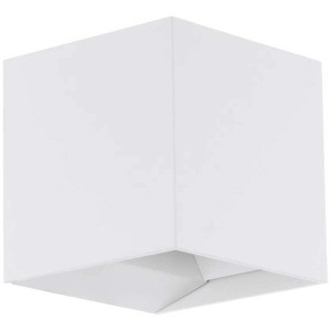 Applique murale d'extérieur LED Eglo Calpino blanche en forme de cube avec lumière blanc chaud.