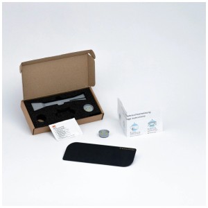 Support de gel douche MagSpike L, noir, avec accessoires inclus, pour une fixation magnétique peu encombrante sans perçage.