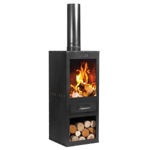 Four de jardin CookKing Rosa en acier noir avec rangement pour le bois et feu dans la chambre de combustion.