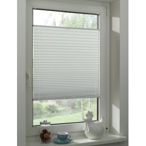 Store plissé blanc Gardinia Concept Thermo, 80x210 cm, monté sur une fenêtre.